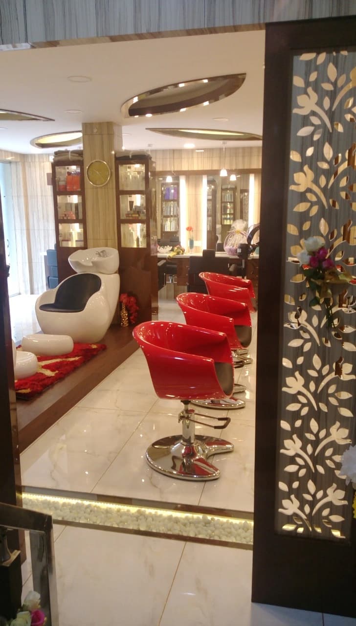 Spa Parlour