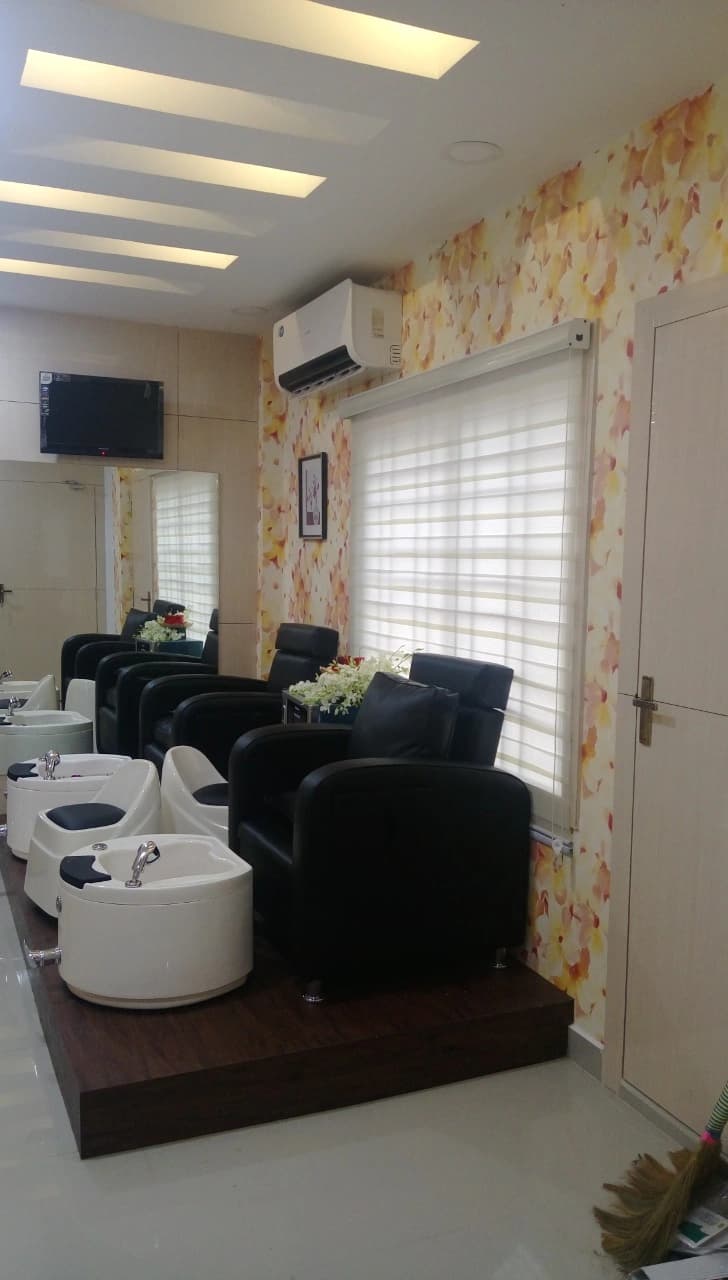 Spa Parlour