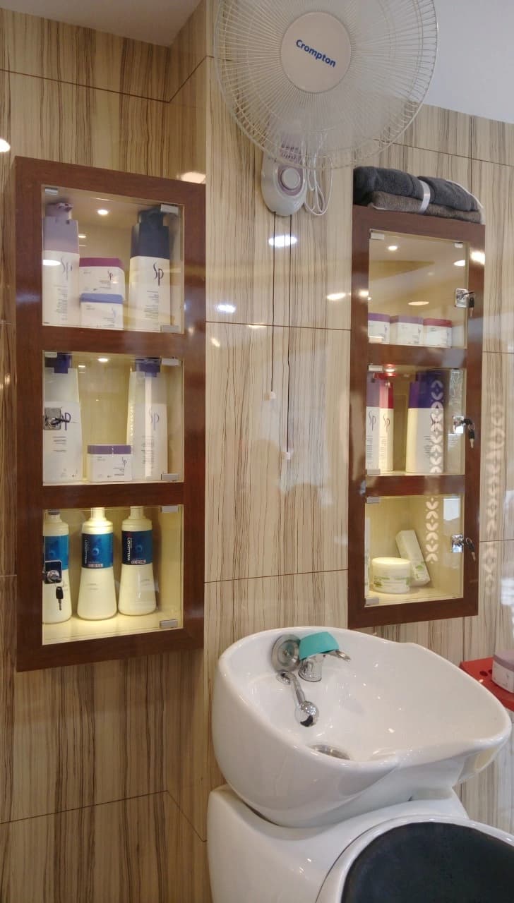 Spa Parlour