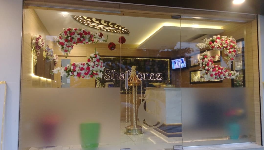 Spa Parlour