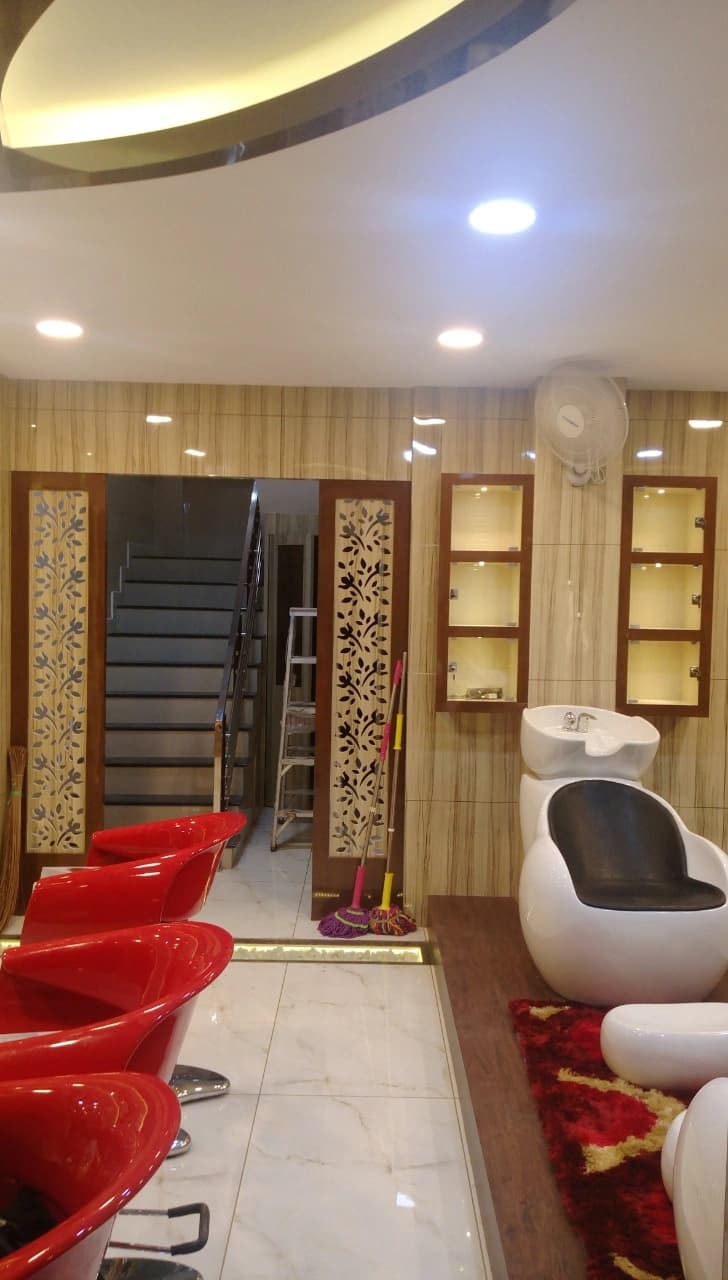 Spa Parlour